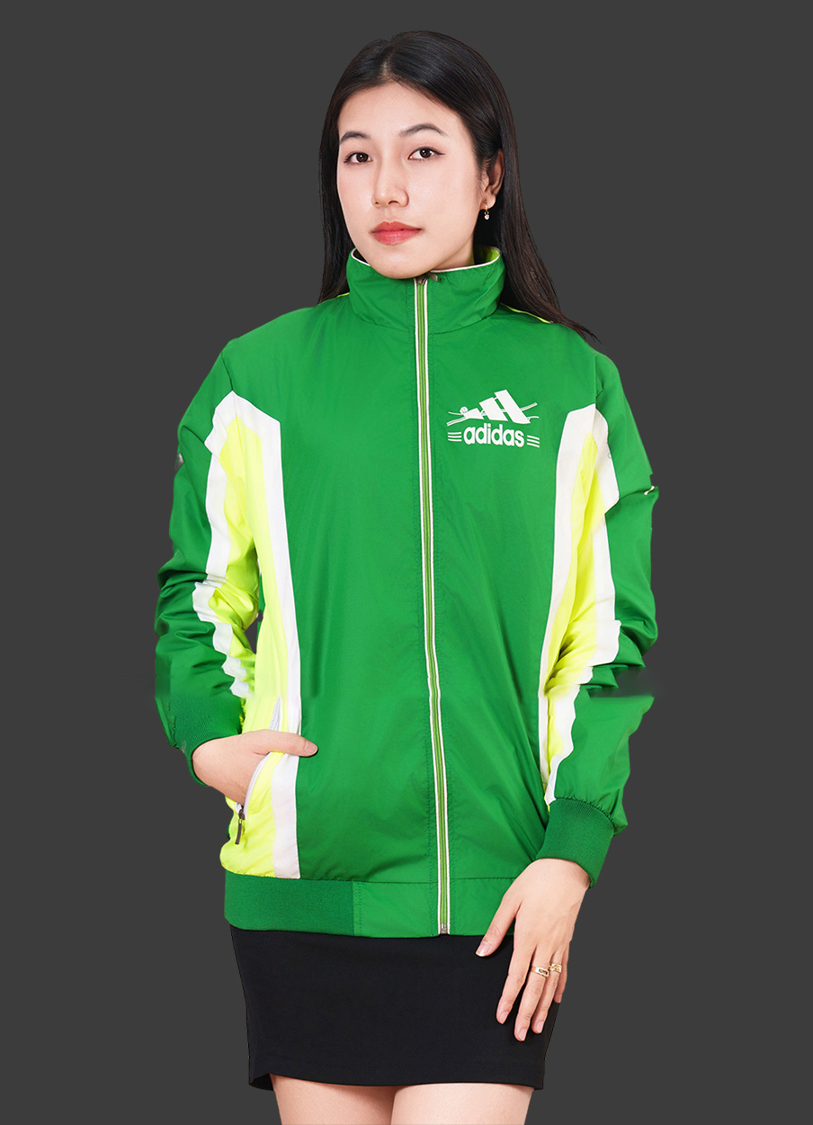 Áo khoác gió đồng phục màu xanh lá